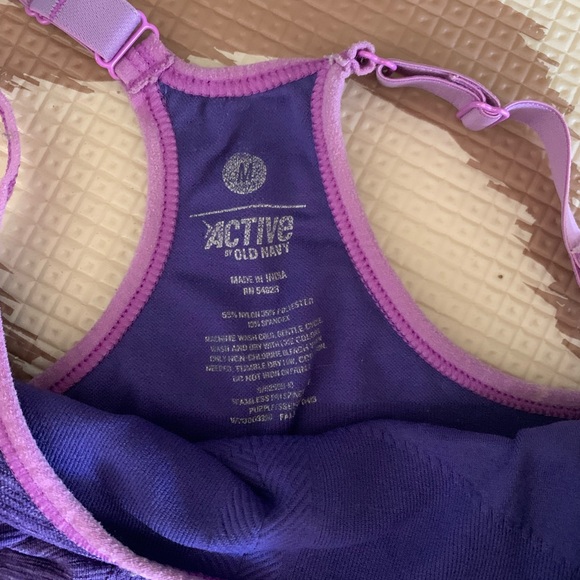 Nike/ Old Navy Activewear Bundle - Picture 5 of 7